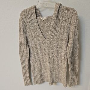 Maurices Heathered Beige V-Neck Sweater